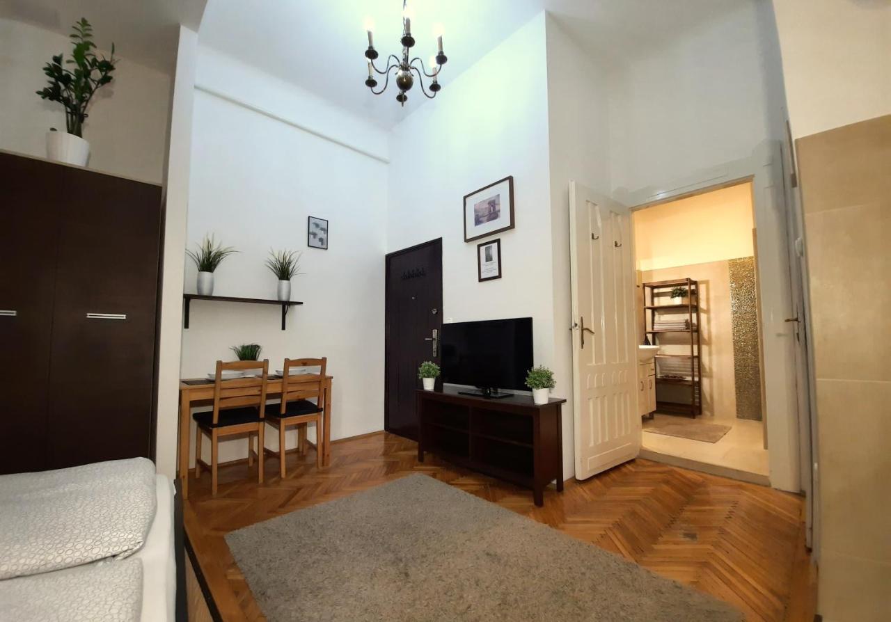 Central Gold Apartment Budapeşte Dış mekan fotoğraf