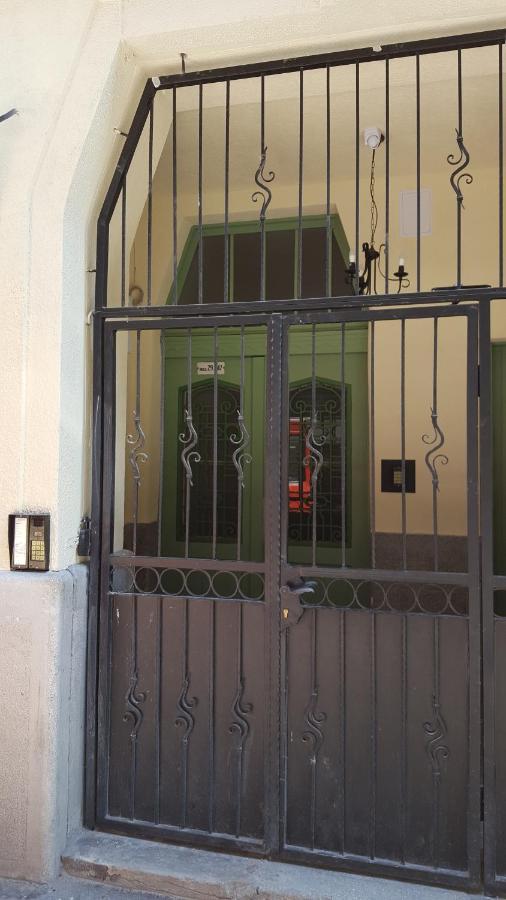 Central Gold Apartment Budapeşte Dış mekan fotoğraf