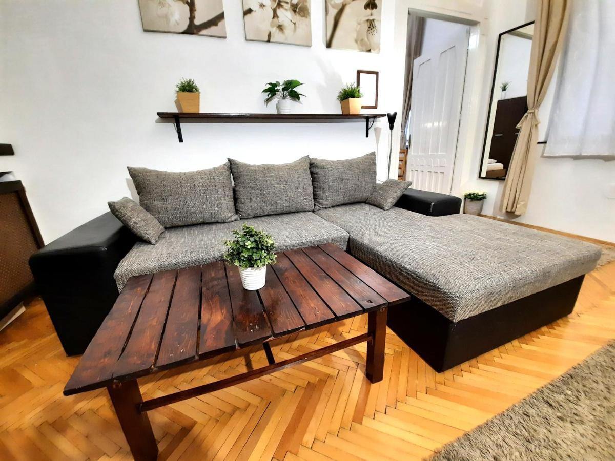 Central Gold Apartment Budapeşte Dış mekan fotoğraf